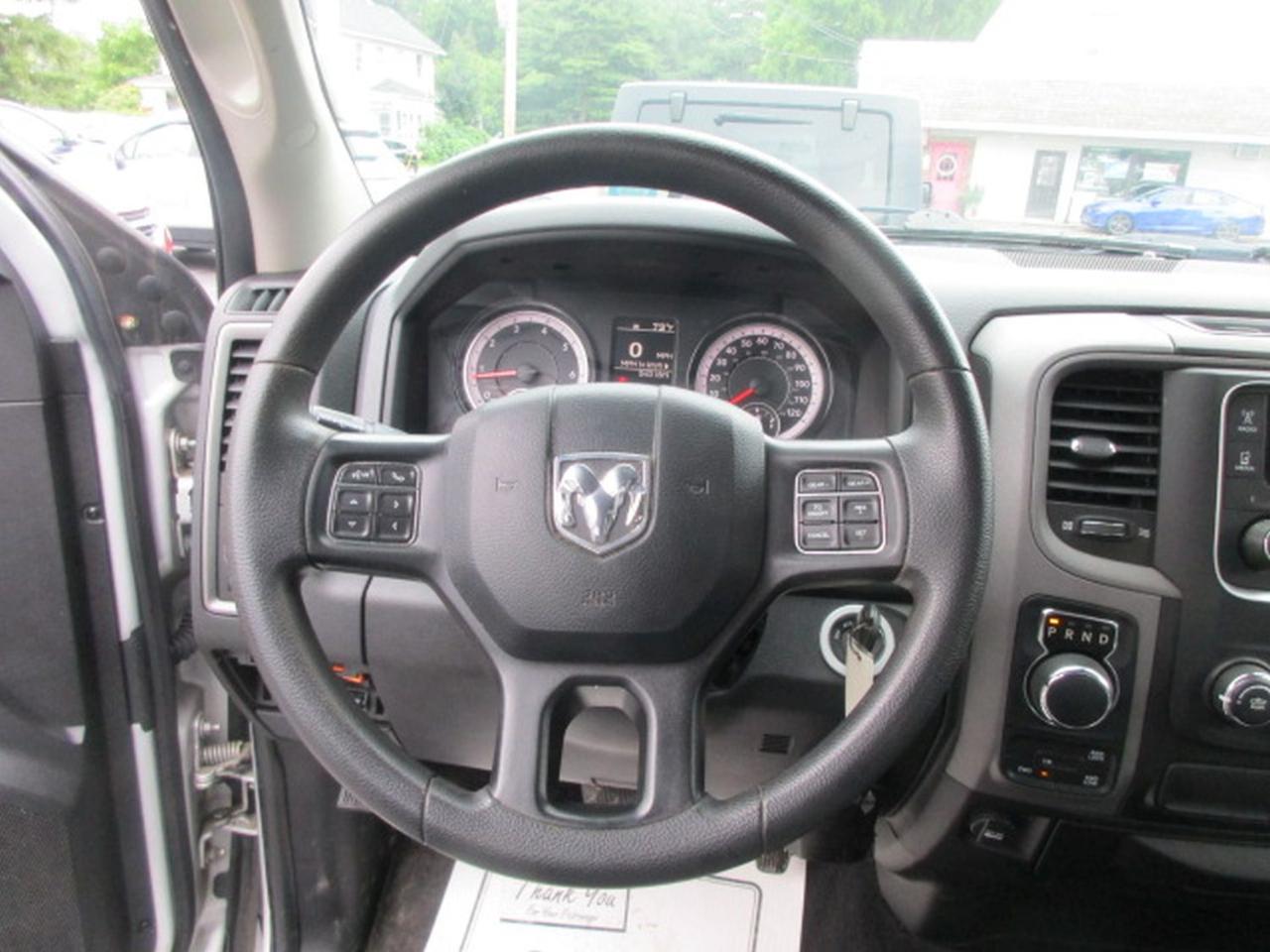 RAM 1500 Classic Tradesman Quad Cab 4WD 2019