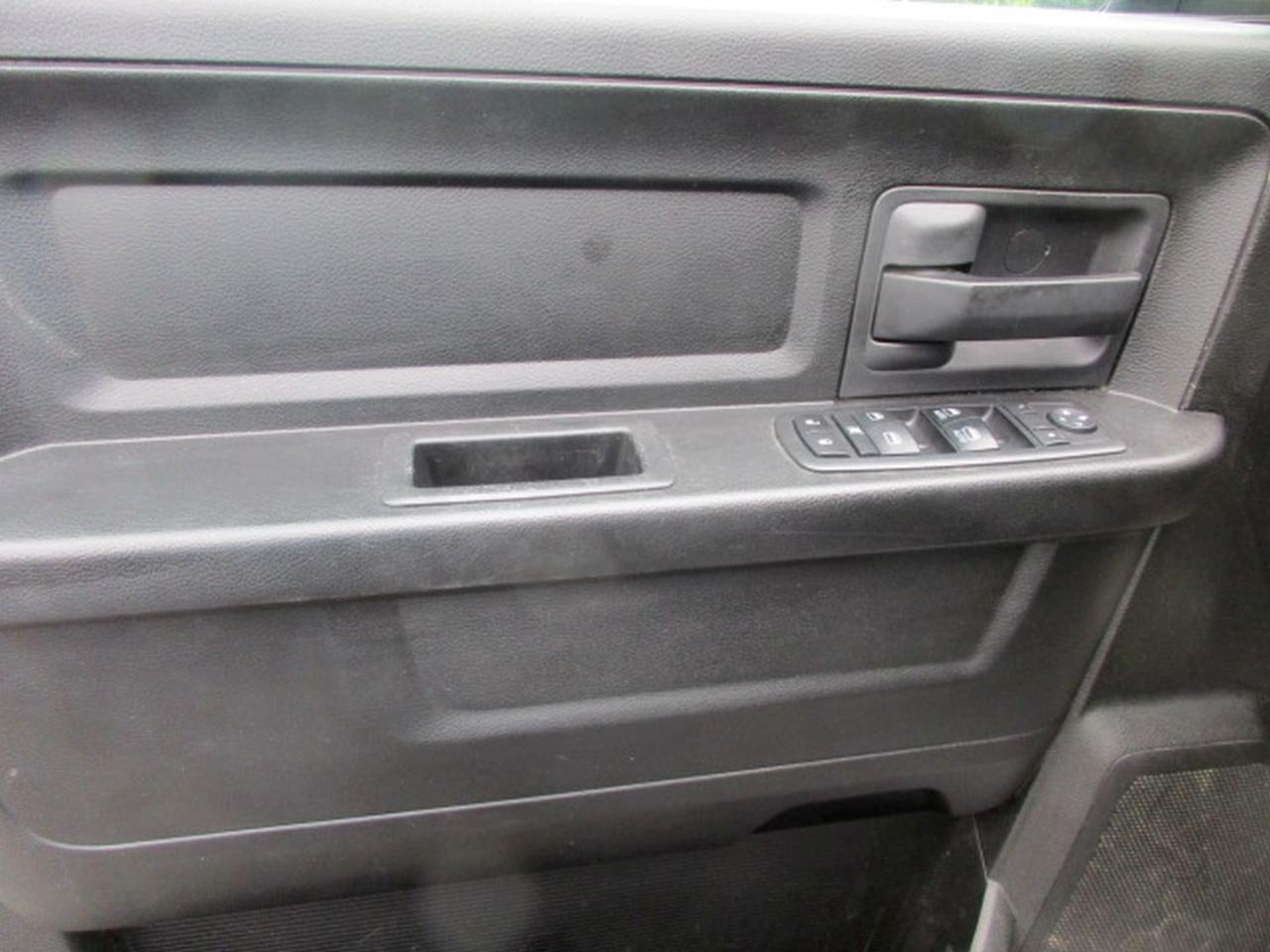 RAM 1500 Classic Tradesman Quad Cab 4WD 2019