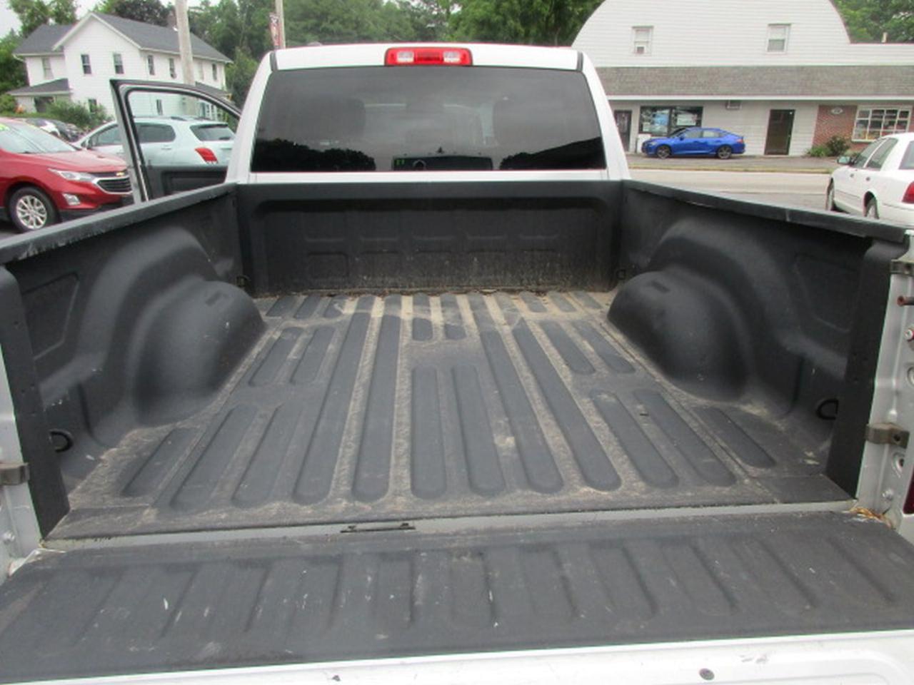 RAM 1500 Classic Tradesman Quad Cab 4WD 2019