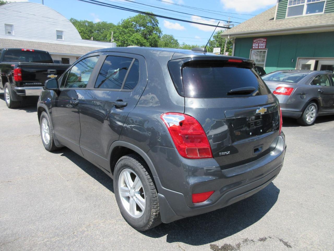 Chevrolet Trax LS FWD 2020