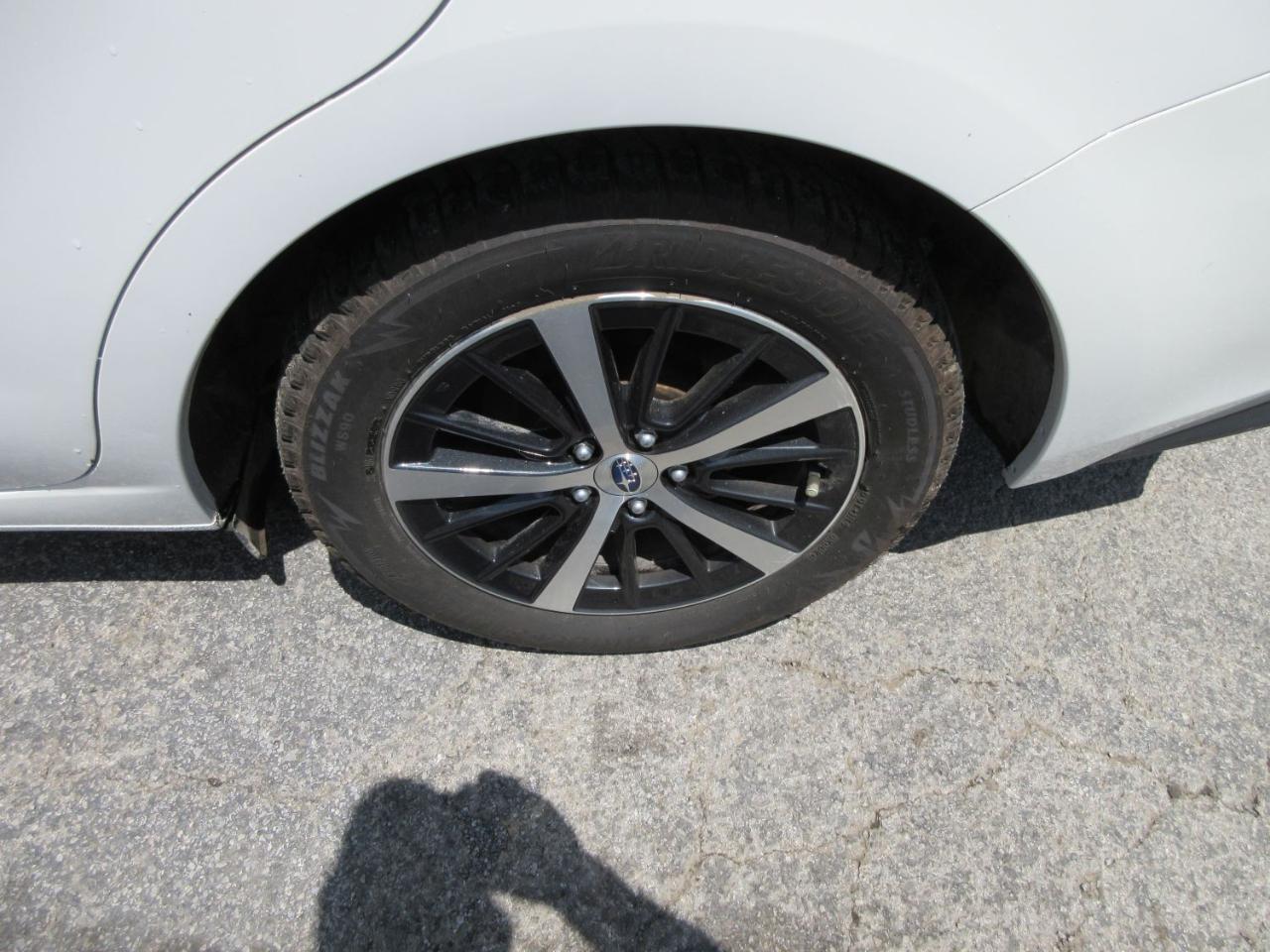 Subaru Impreza 2.0i Premium CVT 4-Door 2022