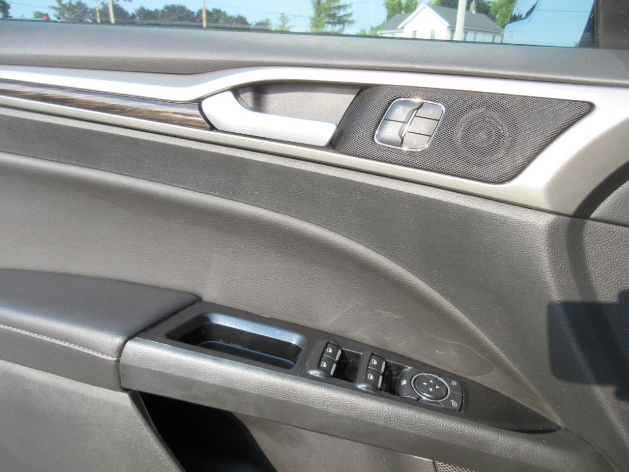 Ford Fusion SE AWD 2016