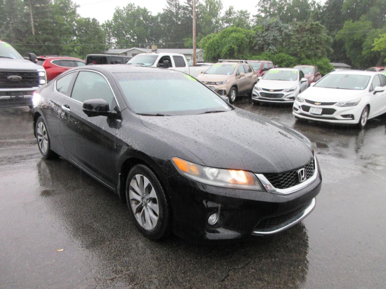 Honda Accord EX Coupe 6-Spd MT 2015