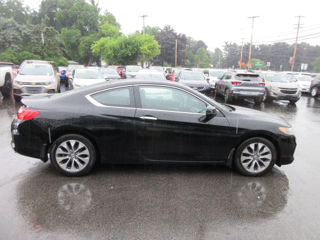 Honda Accord EX Coupe 6-Spd MT 2015