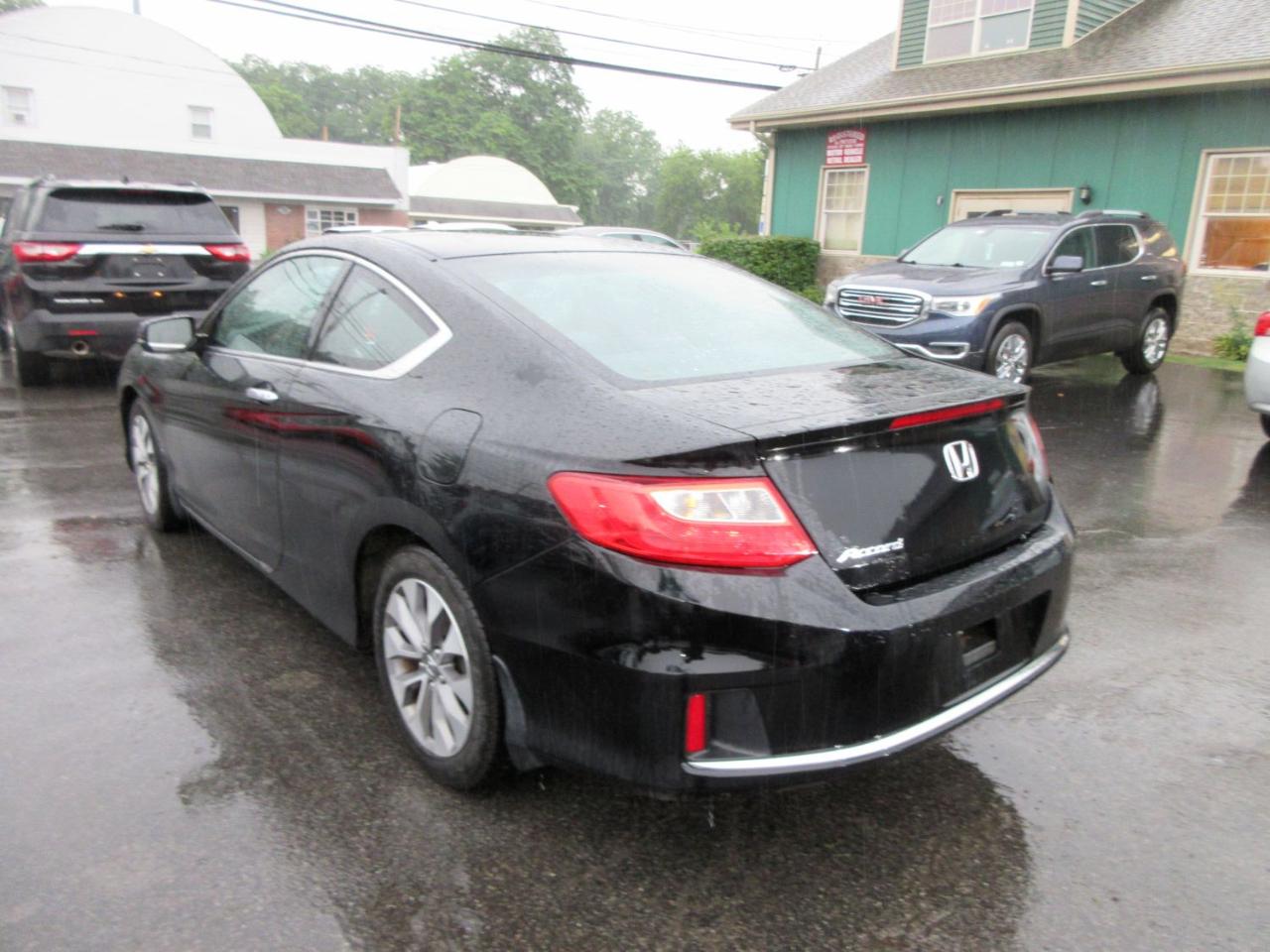 Honda Accord EX Coupe 6-Spd MT 2015