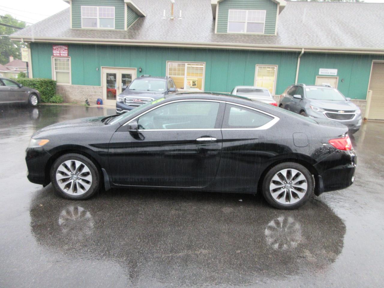Honda Accord EX Coupe 6-Spd MT 2015