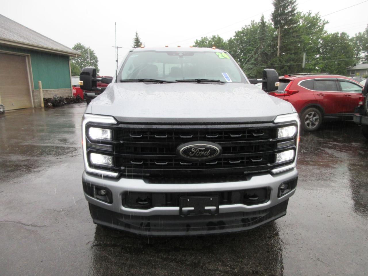 Ford F-250 SD XL Crew Cab 4WD 2024