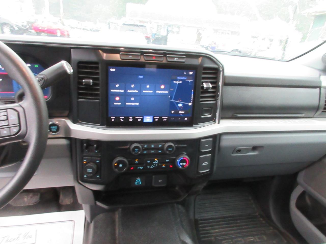 Ford F-250 SD XL Crew Cab 4WD 2024