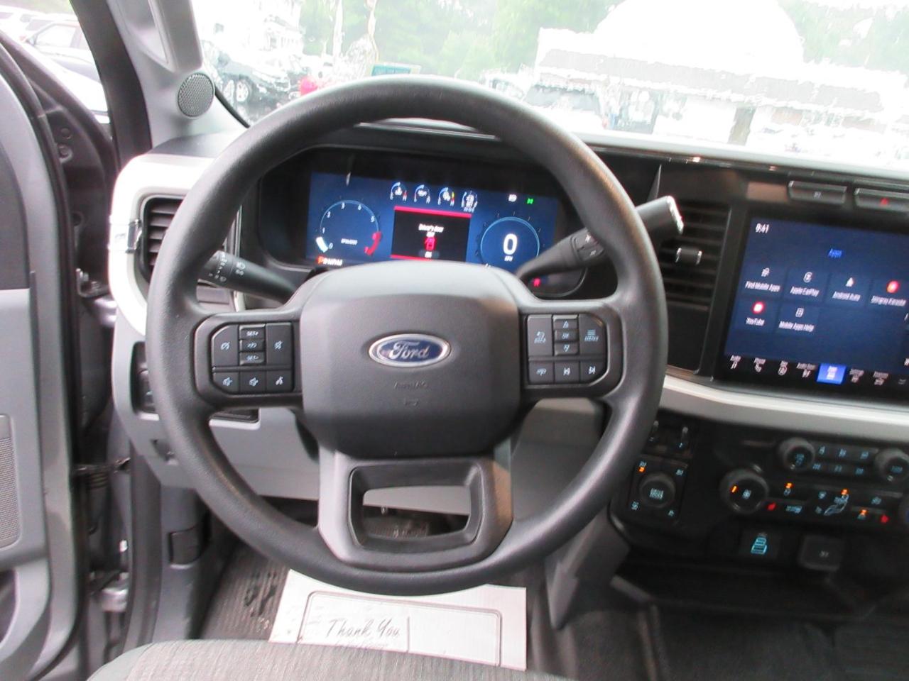Ford F-250 SD XL Crew Cab 4WD 2024