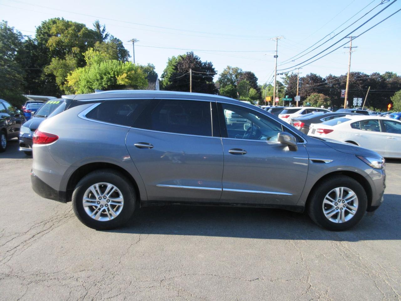 Buick Enclave Essence AWD 2020