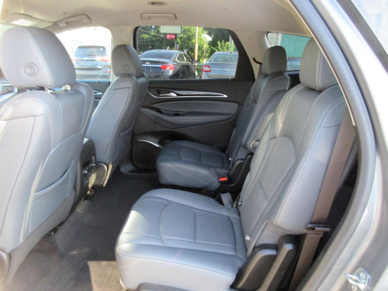 Buick Enclave Essence AWD 2020