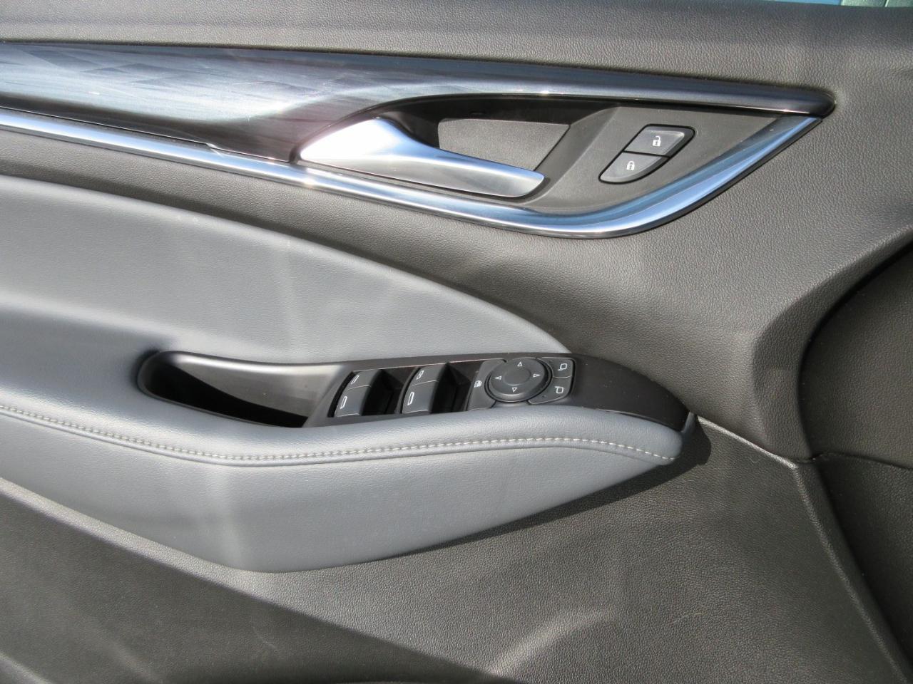 Buick Enclave Essence AWD 2020
