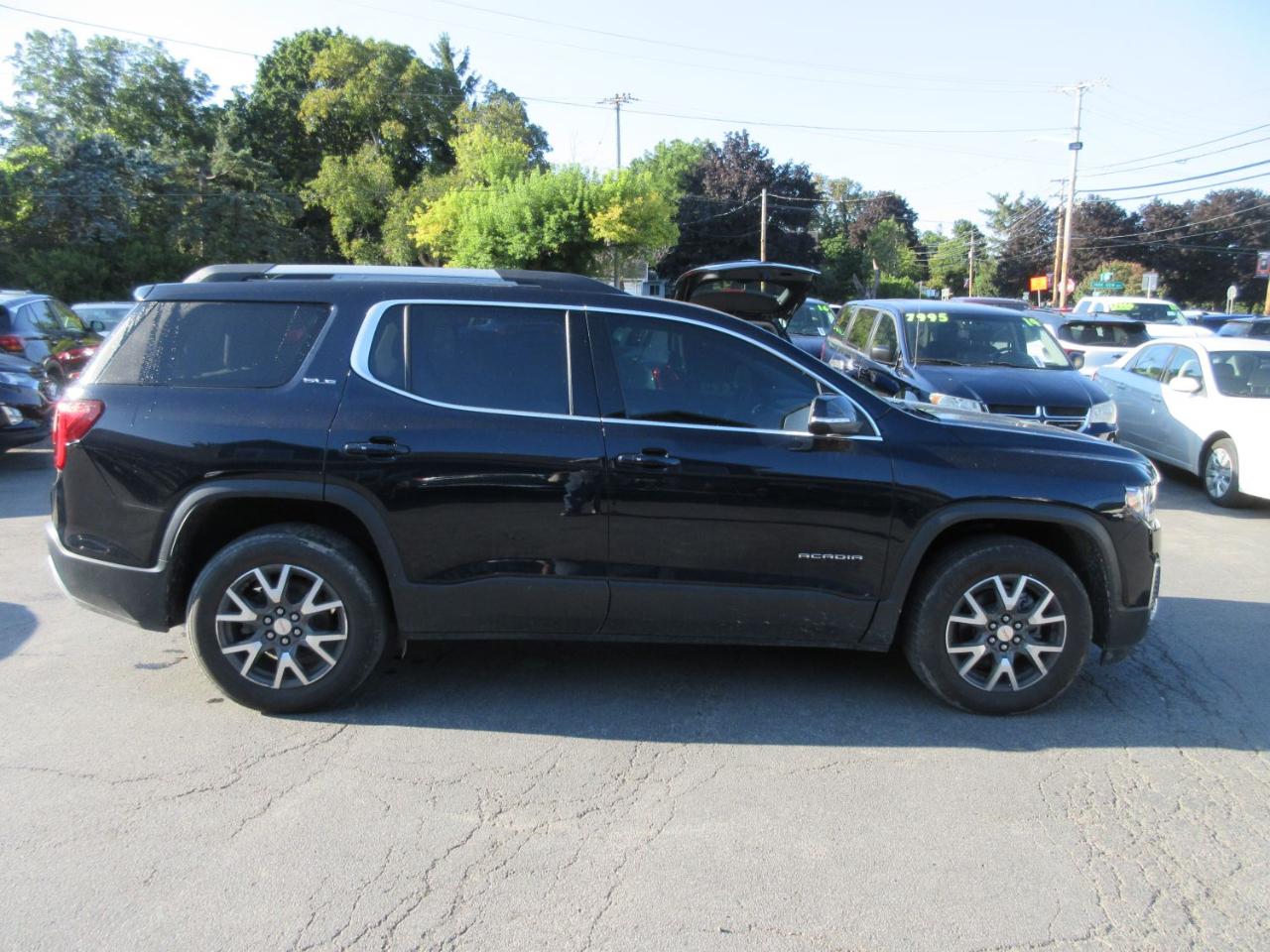 GMC Acadia SLE-1 AWD 2021