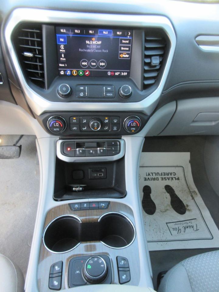 GMC Acadia SLE-1 AWD 2021