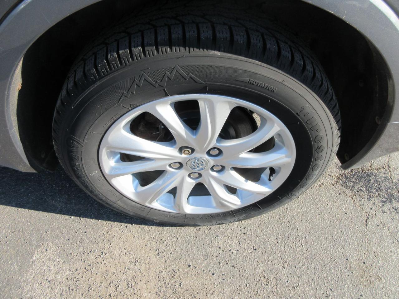 Buick Envision Essense 2019