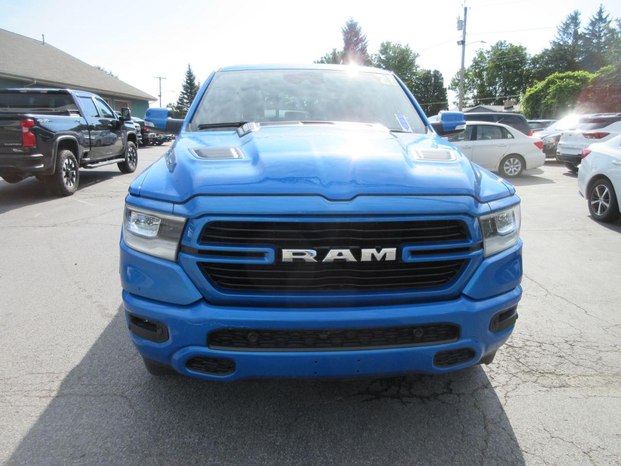 RAM 1500 Laramie Crew Cab SWB 4WD 2021