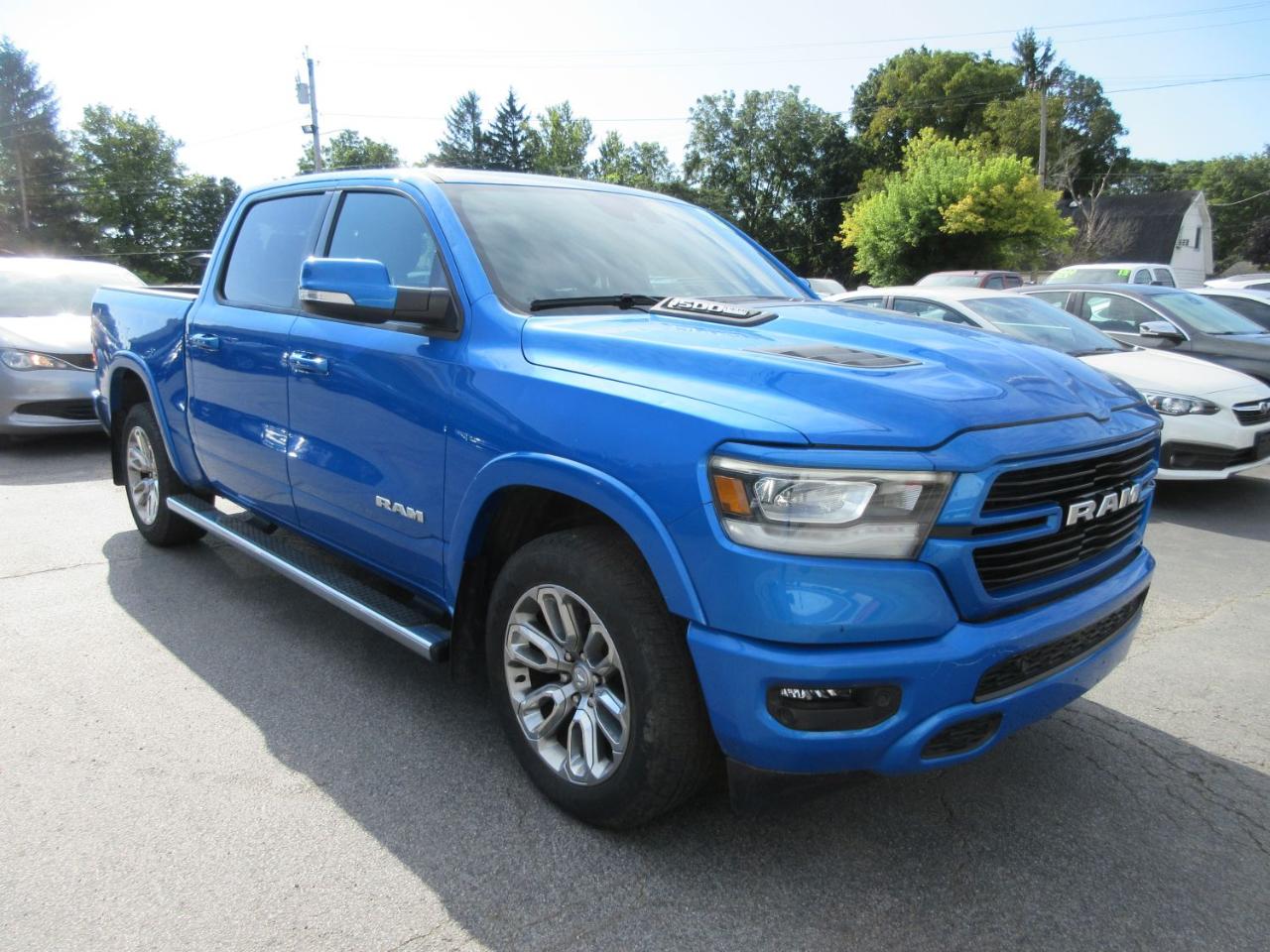 RAM 1500 Laramie Crew Cab SWB 4WD 2021