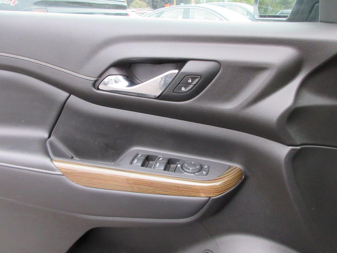 GMC Acadia SLE-1 AWD 2021