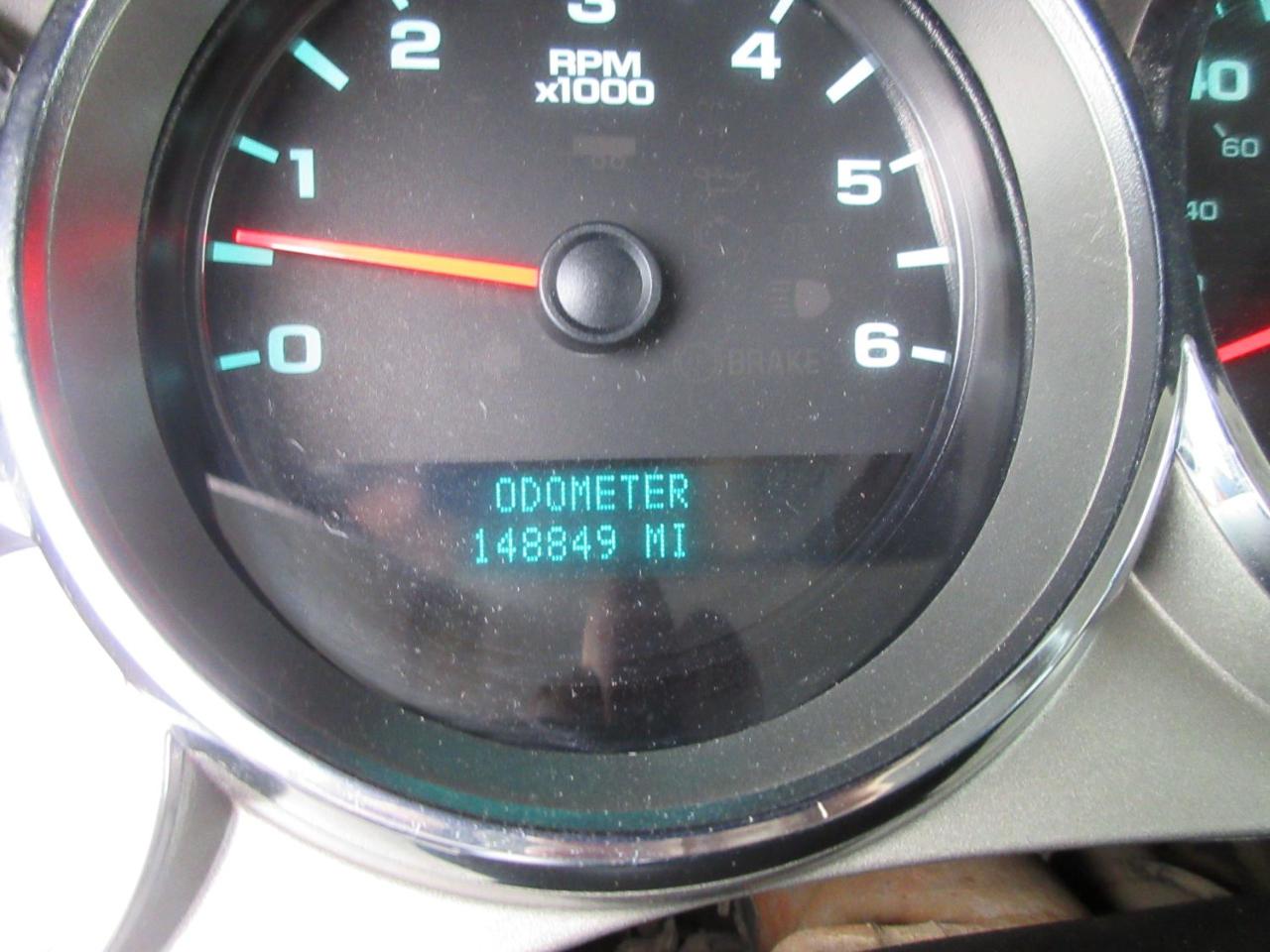 Chevrolet Silverado 2500HD Work Truck Crew Cab 4WD 2013