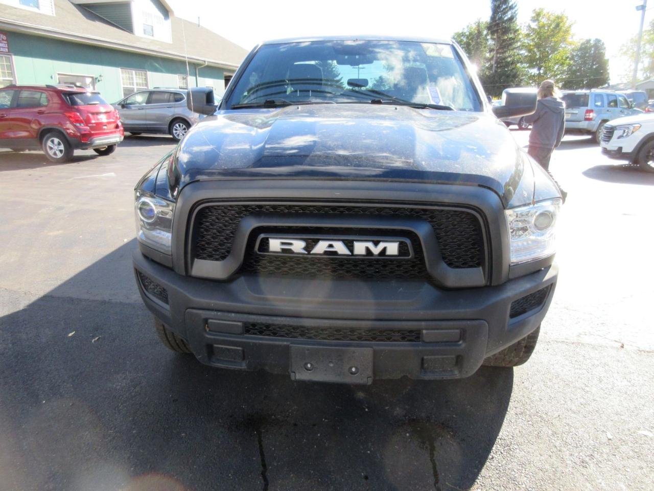 RAM 1500 SLT Quad Cab 4WD 2022