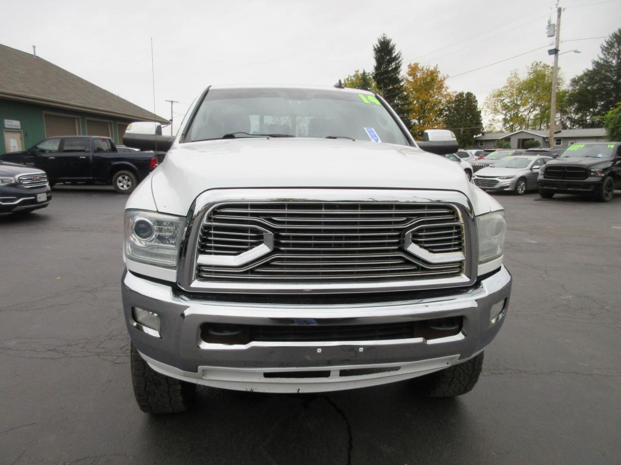 RAM 2500 Laramie Mega Cab 4WD 2014