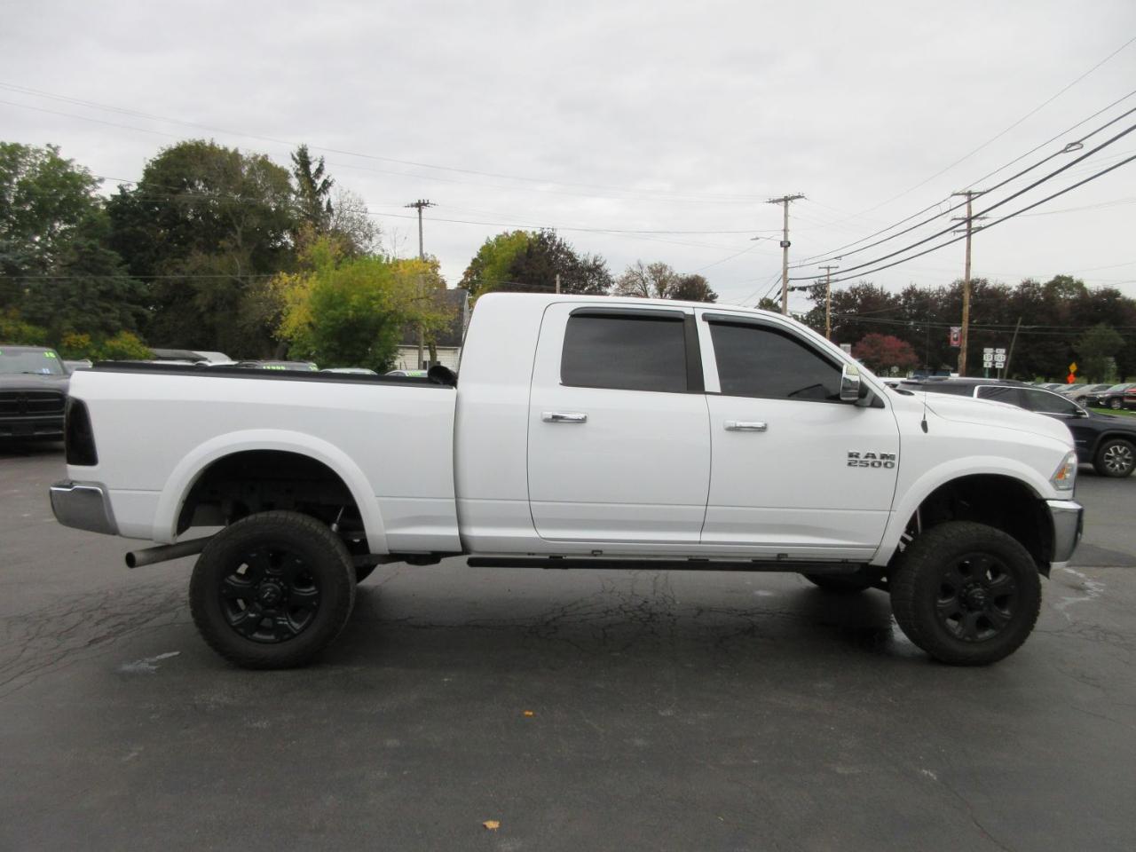 RAM 2500 Laramie Mega Cab 4WD 2014