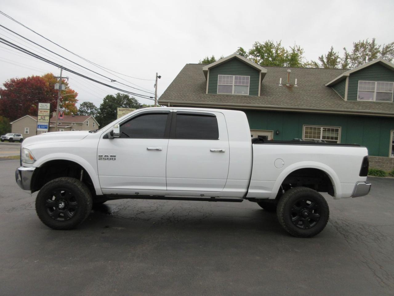RAM 2500 Laramie Mega Cab 4WD 2014