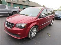 2016 Chrysler Town & Country 