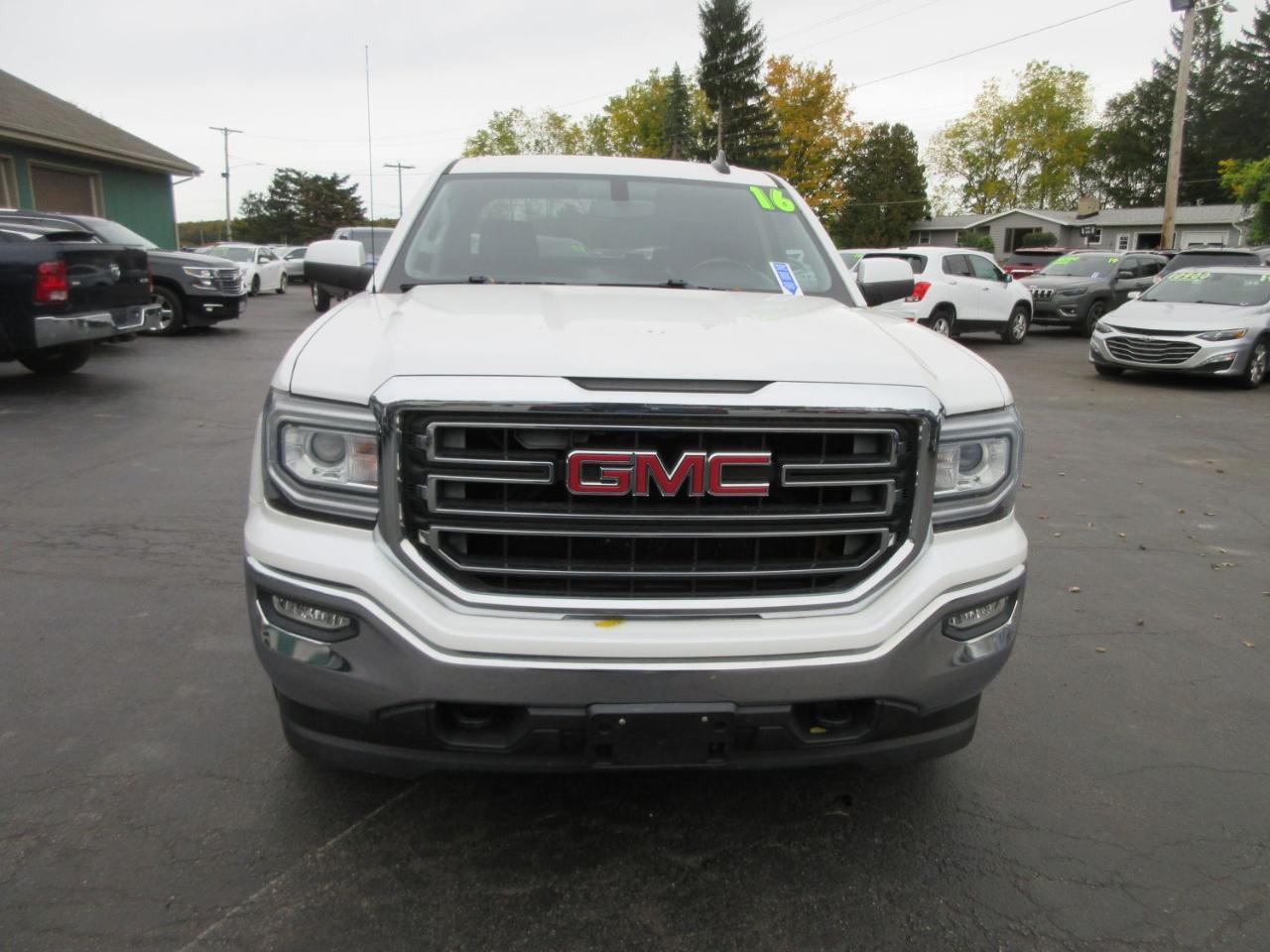 GMC Sierra 1500 SLE Crew Cab Long Box 4WD 2016