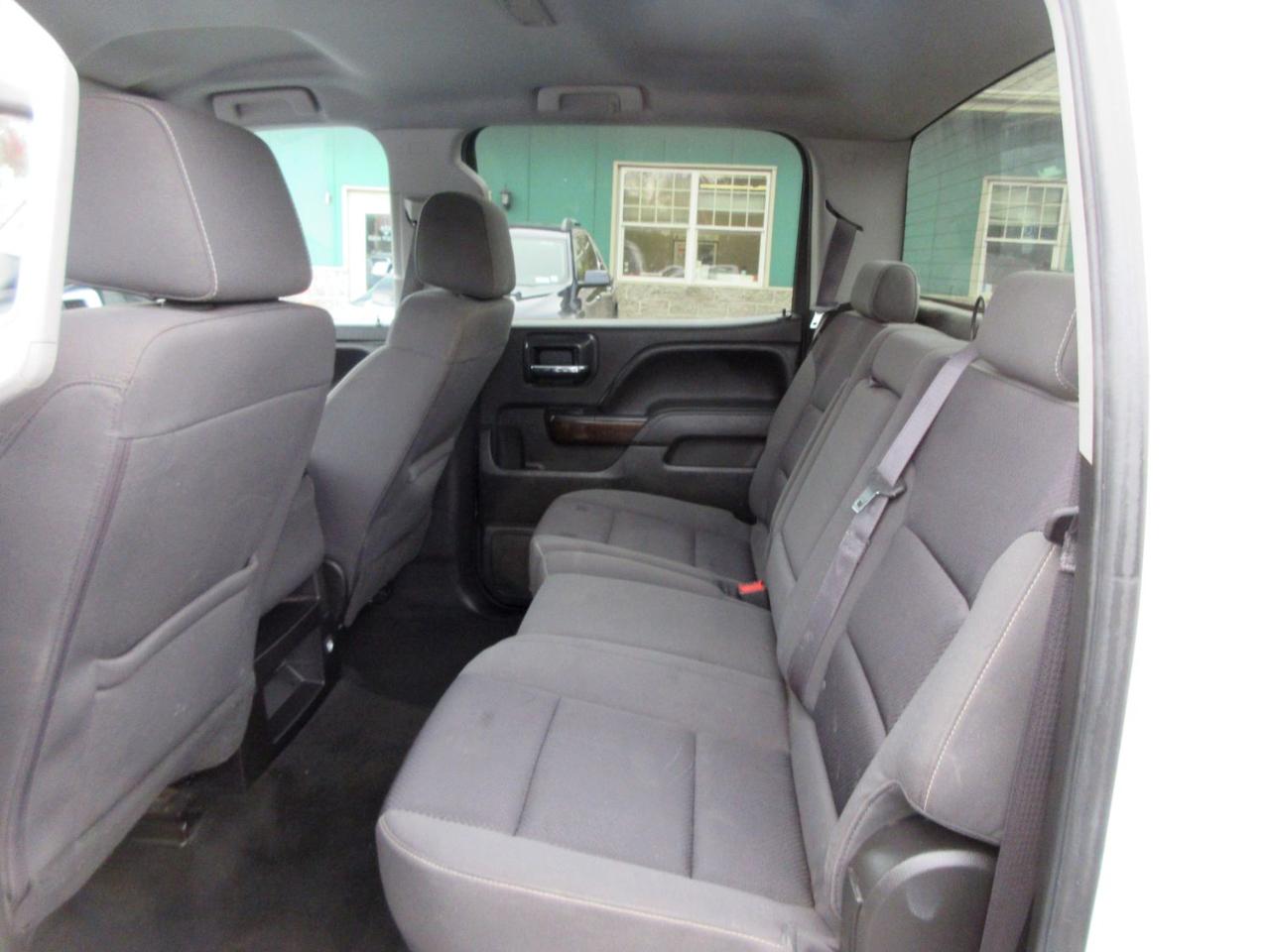 GMC Sierra 1500 SLE Crew Cab Long Box 4WD 2016