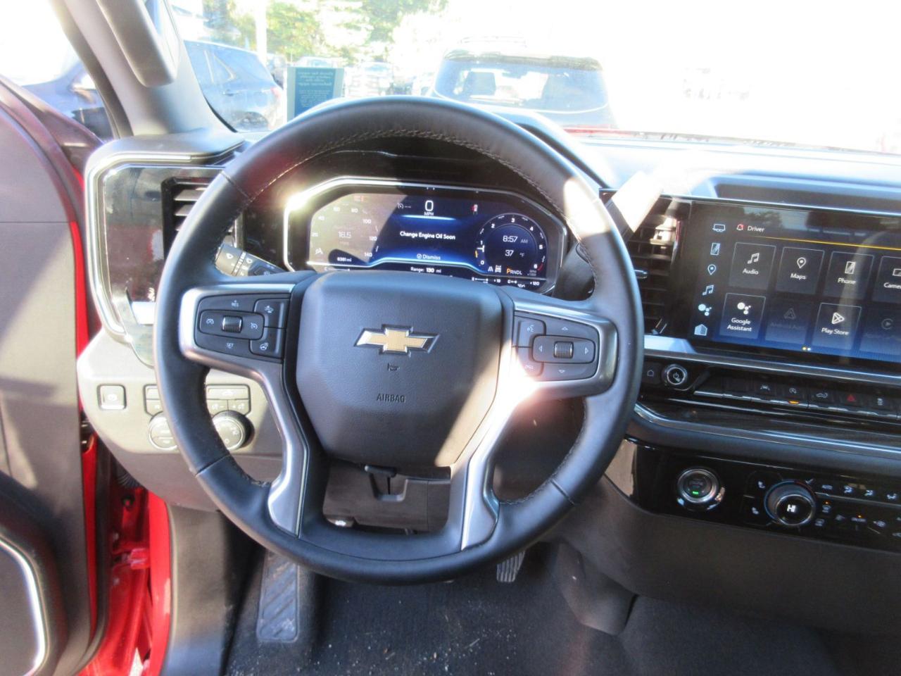 Chevrolet Silverado 1500 LT-L Crew Cab 4WD 2024