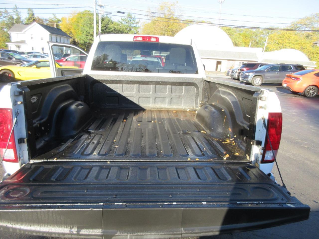 RAM 1500 Tradesman Quad Cab 4WD 2018