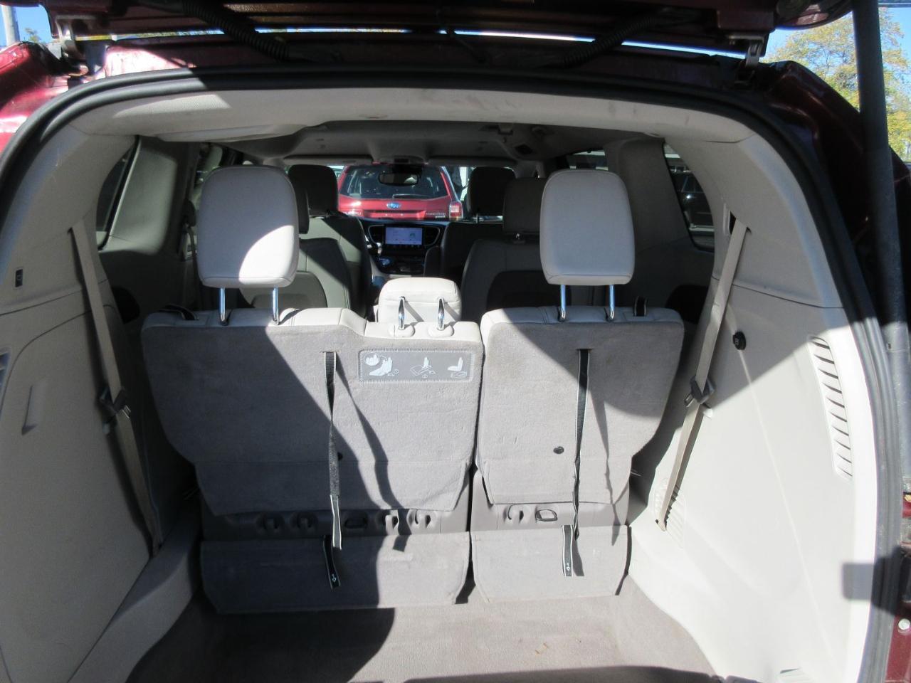 Chrysler Pacifica Touring-L 2021