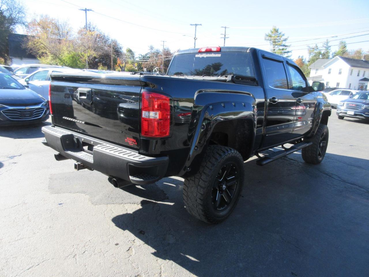GMC Sierra 1500 SLE Crew Cab Long Box 4WD 2016
