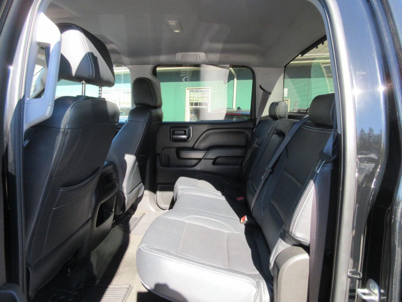 GMC Sierra 1500 SLE Crew Cab Long Box 4WD 2016