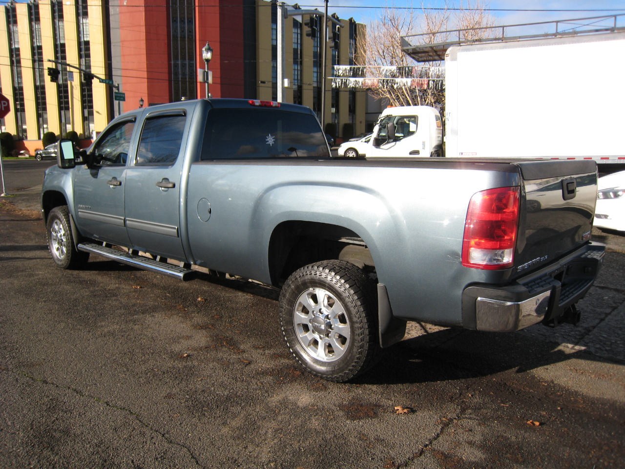 GMC Sierra 3500HD SLE Crew Cab 4WD 2012
