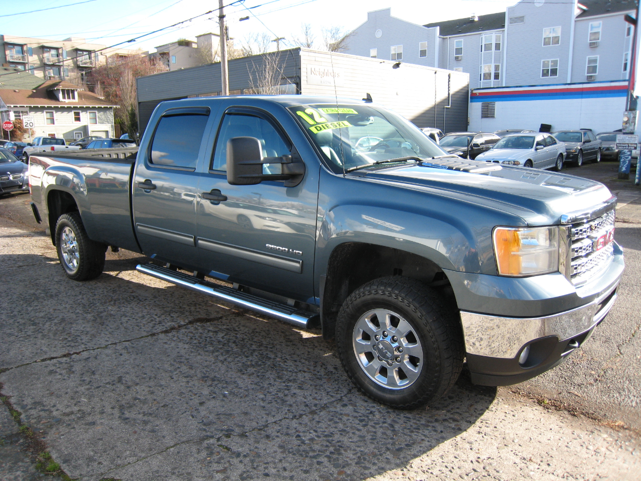 GMC Sierra 3500HD SLE Crew Cab 4WD 2012