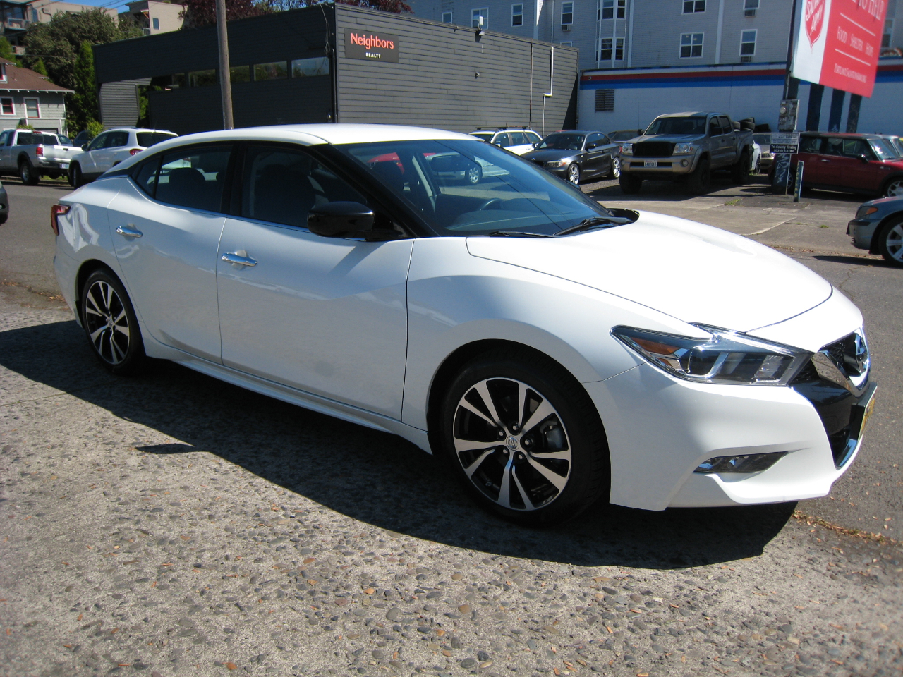 Nissan Maxima  2017