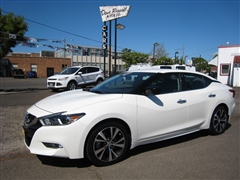 2017 Nissan Maxima 