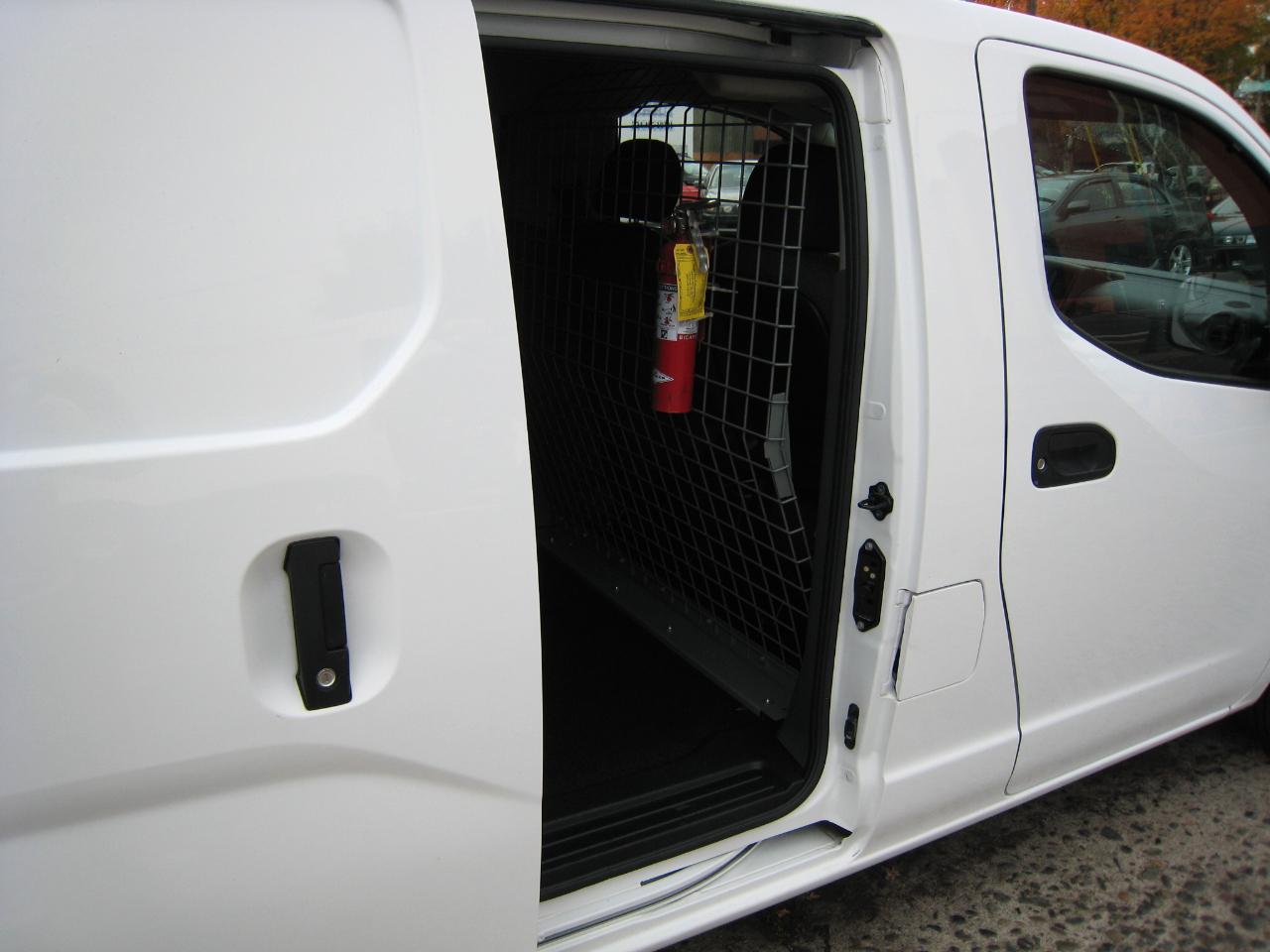 Chevrolet City Express LS Cargo Van 2018