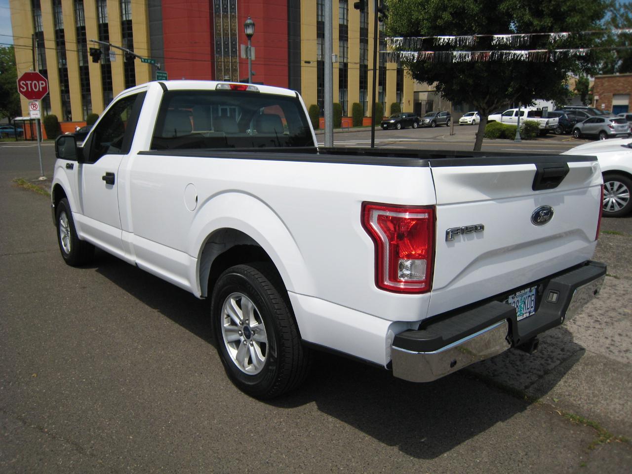 Ford F-150 XL 8-ft. Bed 2WD 2017