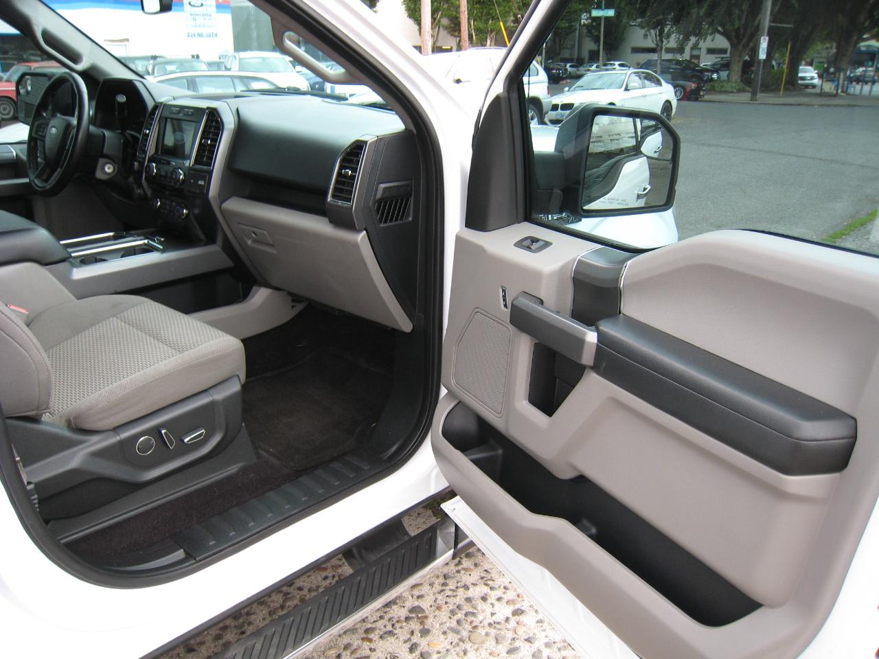 Ford F-150  2017