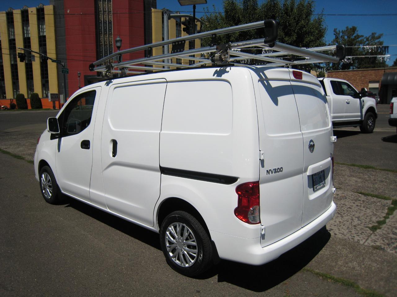 Nissan NV200  2020