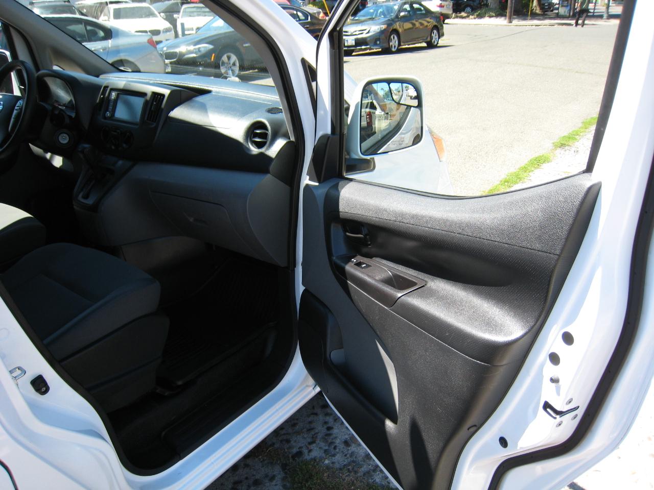 Nissan NV200  2020