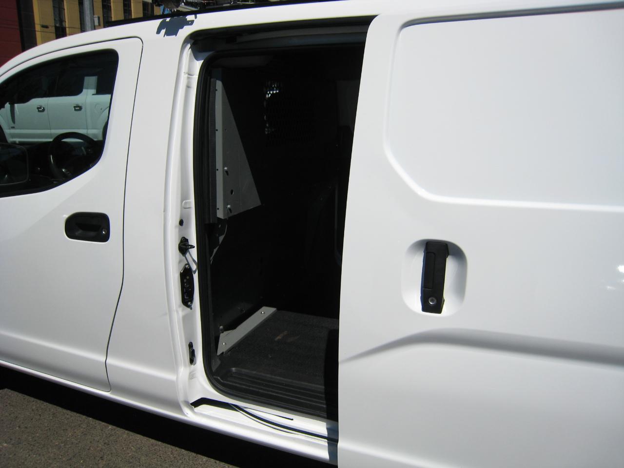 Nissan NV200  2020