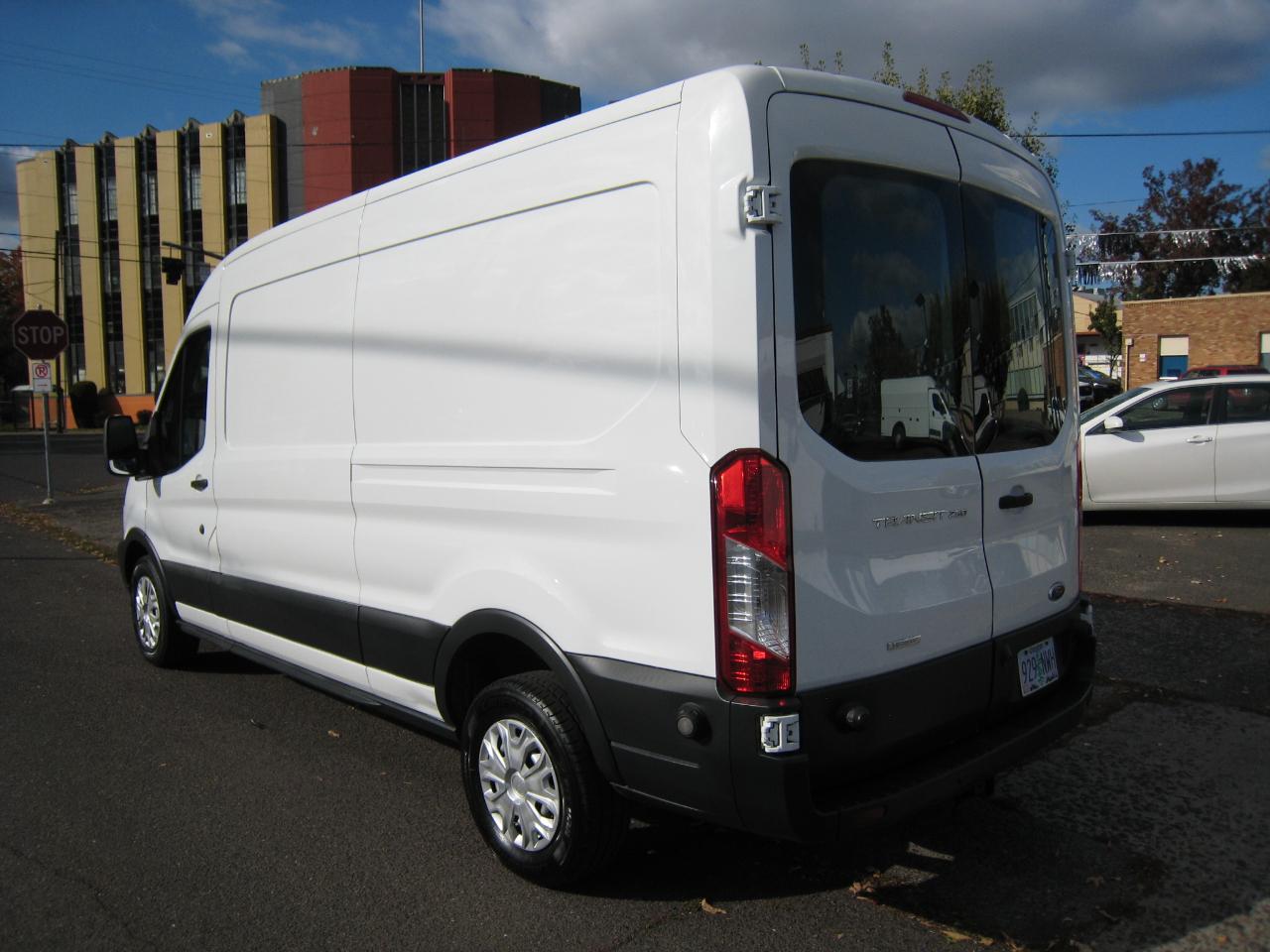 Ford Transit  2016