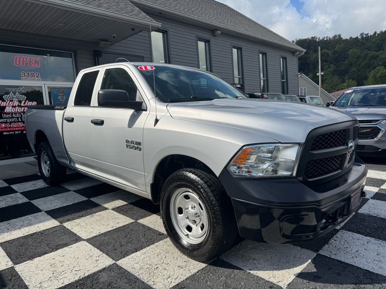 2018 Ram 1500 Tradesman photo 3