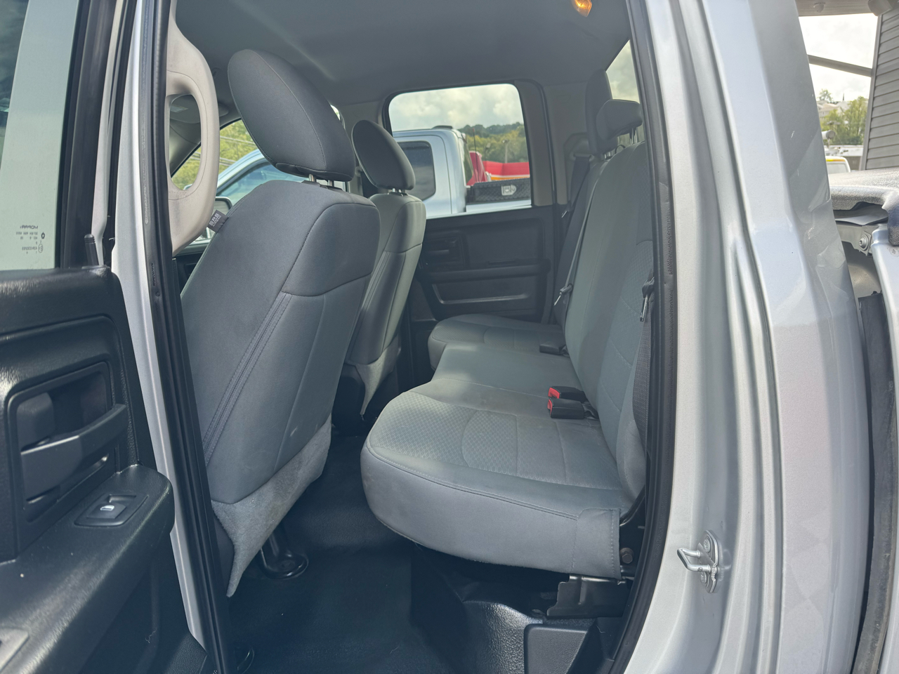 2018 Ram 1500 Tradesman photo 10
