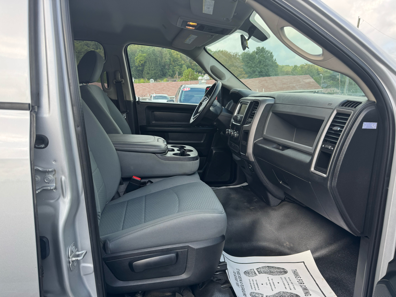 2018 Ram 1500 Tradesman photo 12
