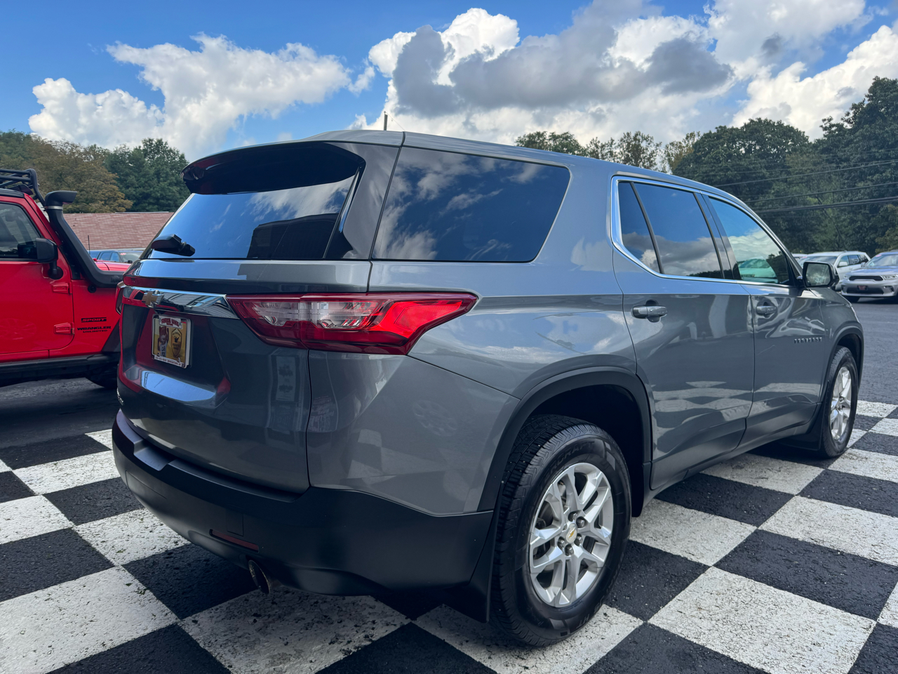 2020 Chevrolet Traverse 1LS photo 4